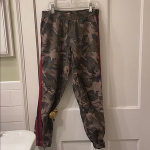 Green Camo Sweatpants